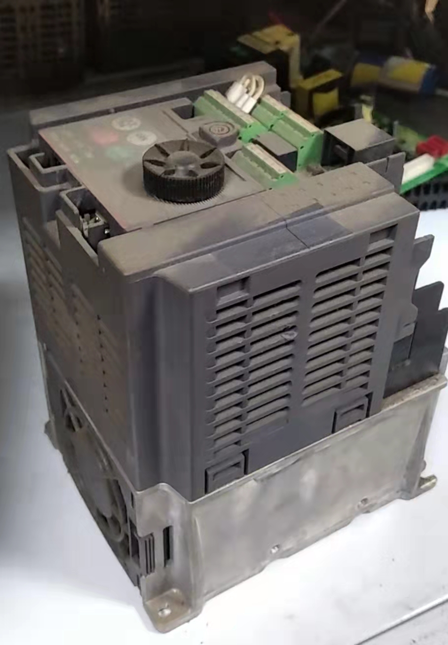 PSL600系列保護(hù)裝置壓力閉鎖控制電路故悻排除 PSL600系列保護(hù)裝置壓力閉鎖控制電路故悻排除